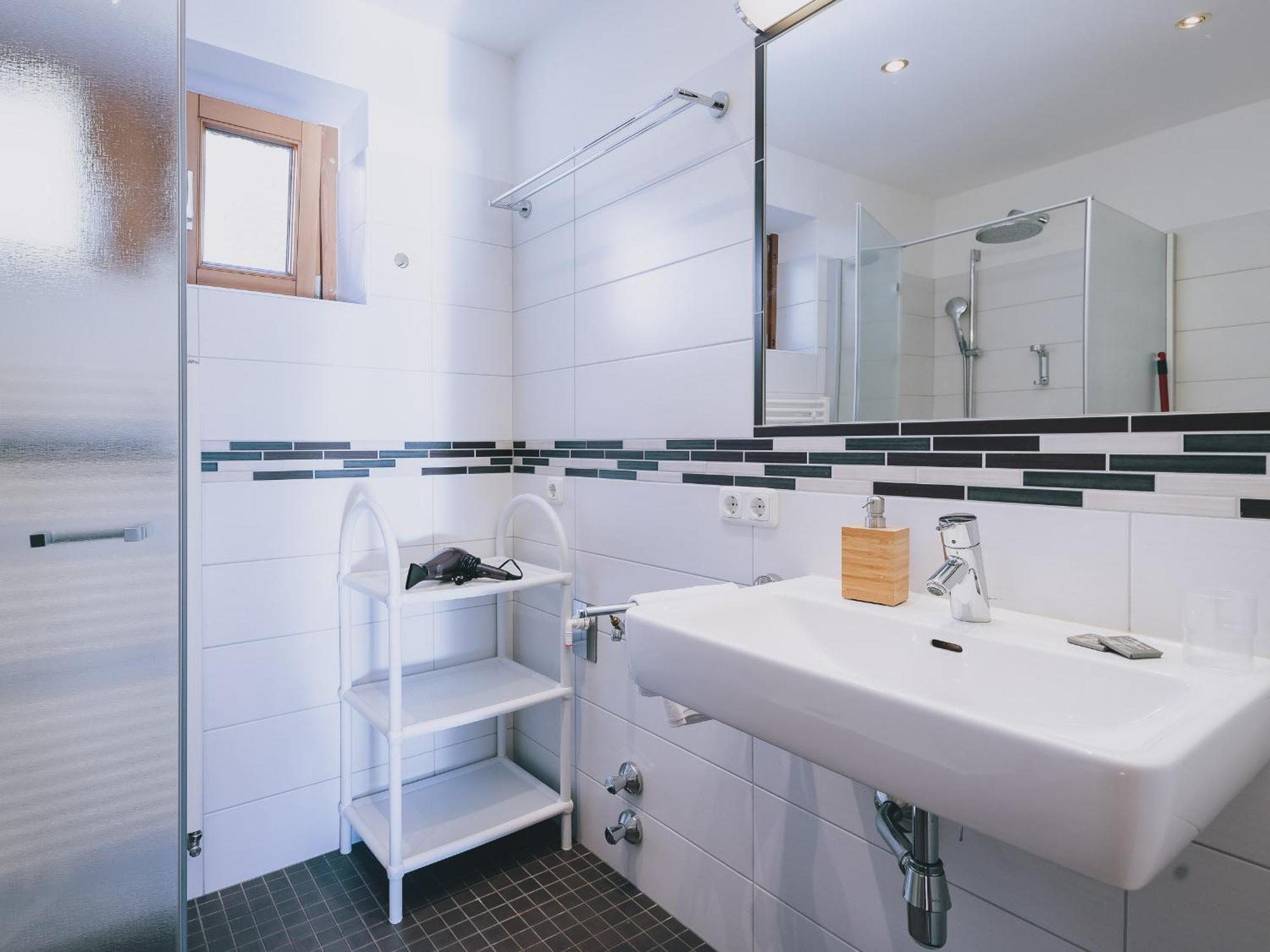 Haus Altenberger By We Rent, Summercard Included Zell am See Værelse billede