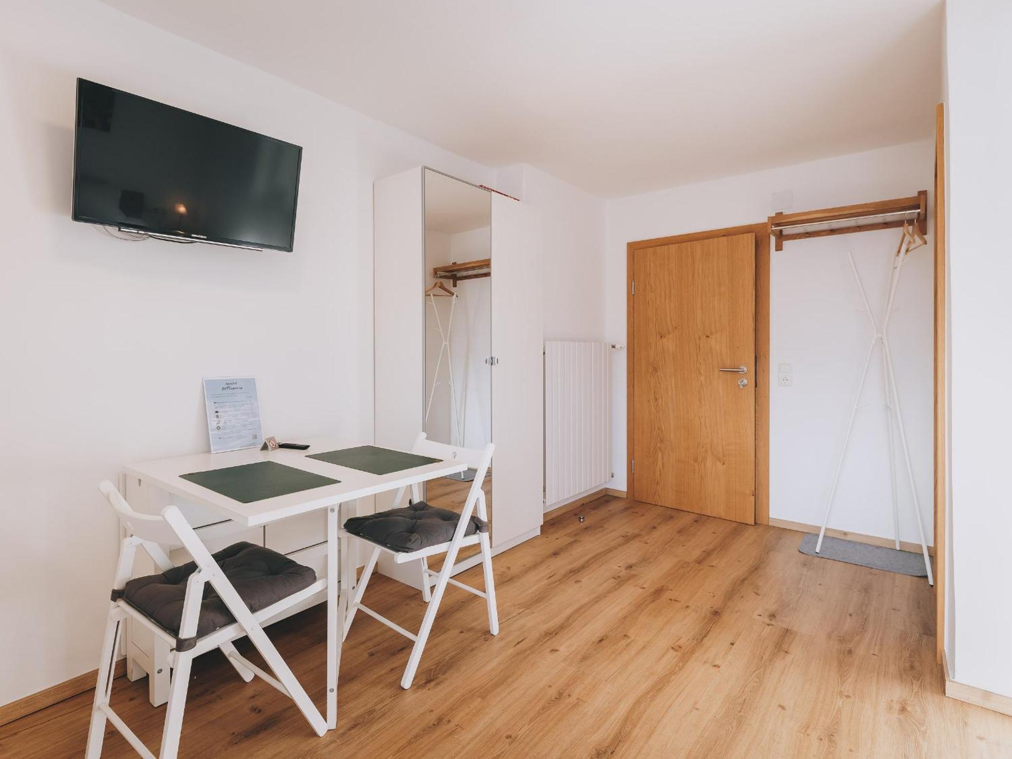 Haus Altenberger By We Rent, Summercard Included Zell am See Værelse billede